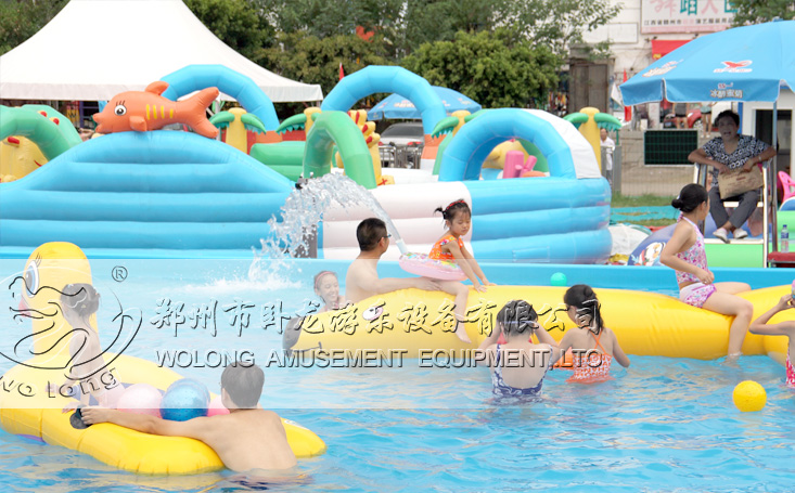 水狗中小型水上漂浮物夏季嬉水樂園水池搭配休閑設施
